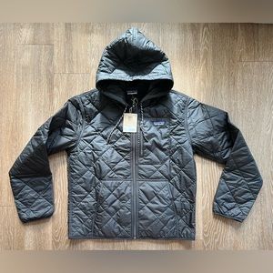 Patagonia Women's Diamond Quilted Bomber Hoody size-medium color-black
